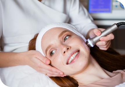 Hydrafacial & soins rajeunissants